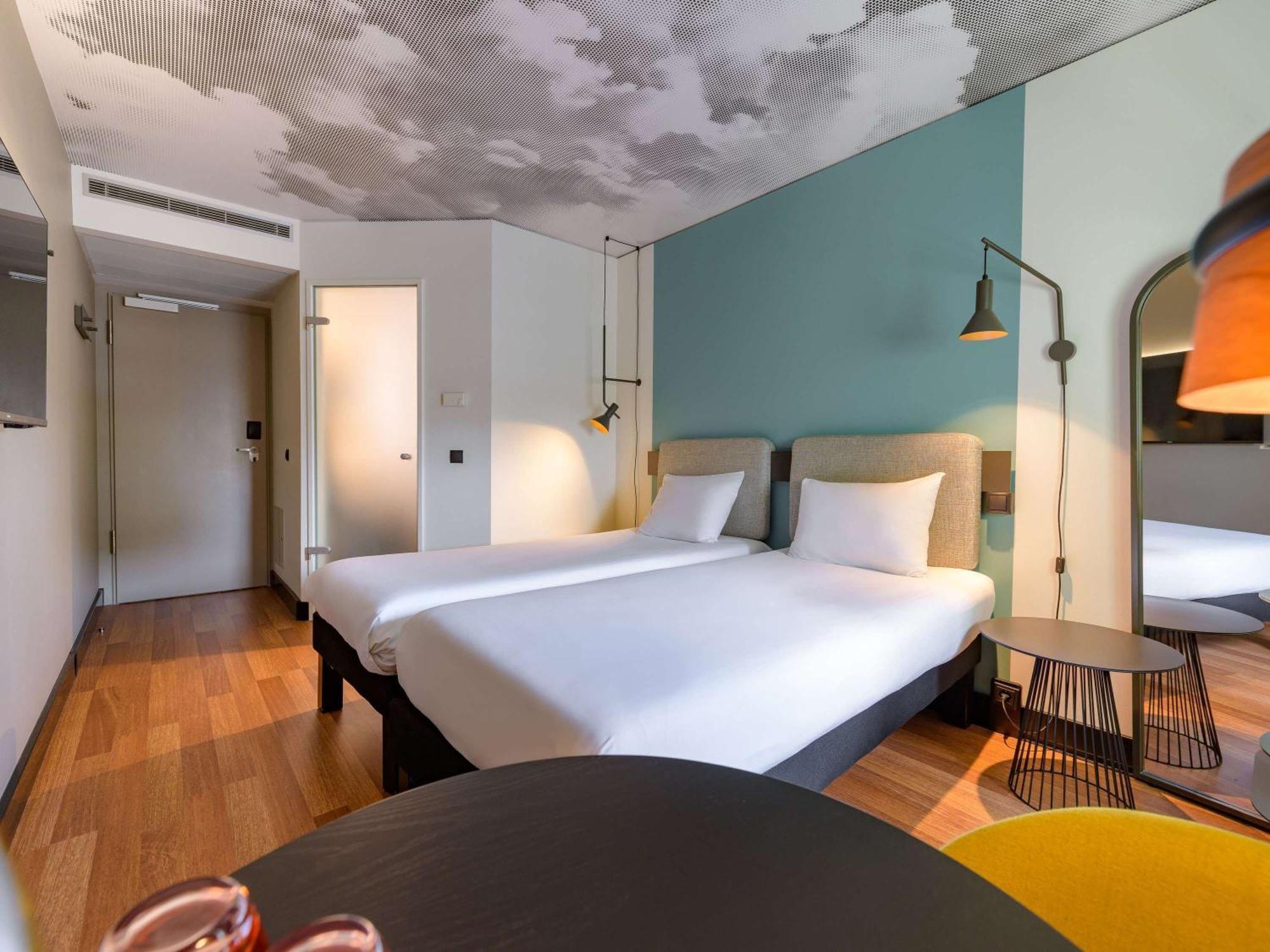 ไอบิส เบอร์ลิน คูร์เฟือยร์สเตนดัมม์ Hotel ภายนอก รูปภาพ